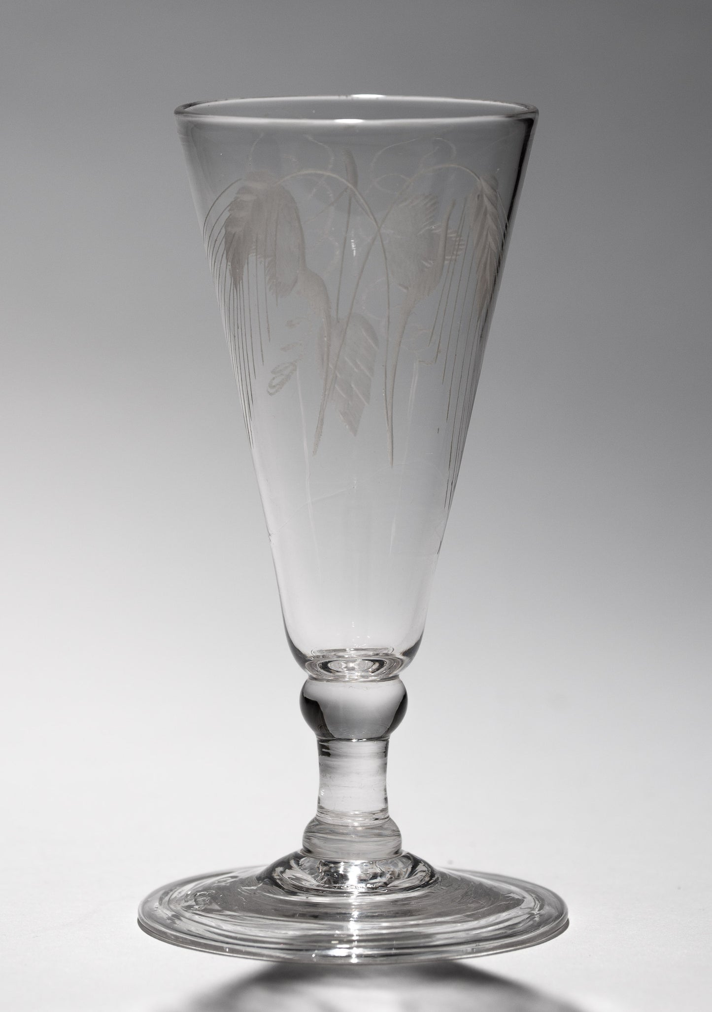 18th Century Georgian Dwarf Ale Glass with Etched Bowl & Folded Foot, English c1790 (3152)