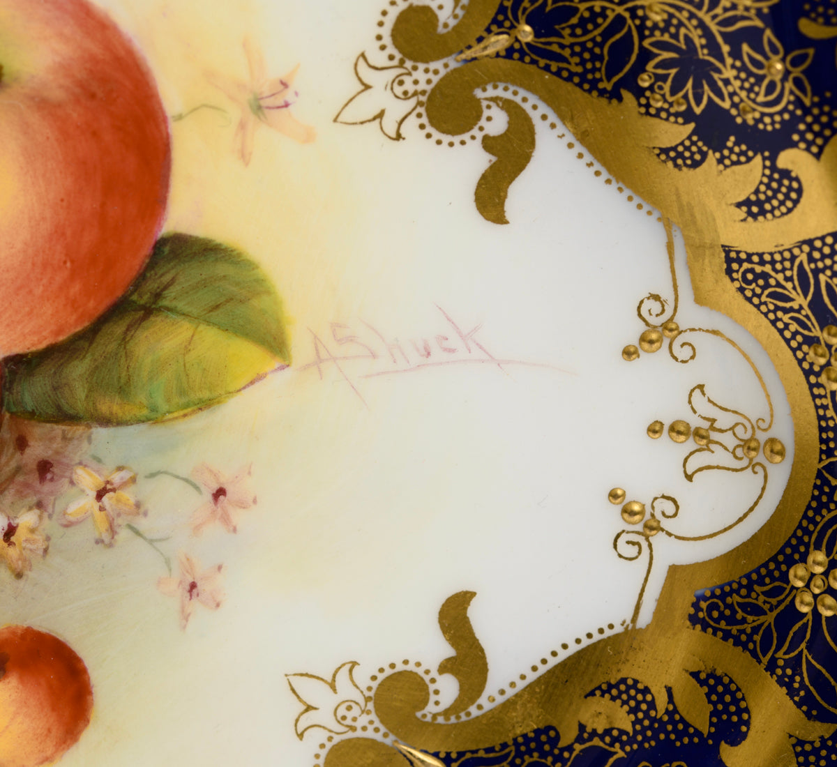 Royal Worcester China Hand Painted Fruit Plate By Albert Shuck Dated 1935 (3175)