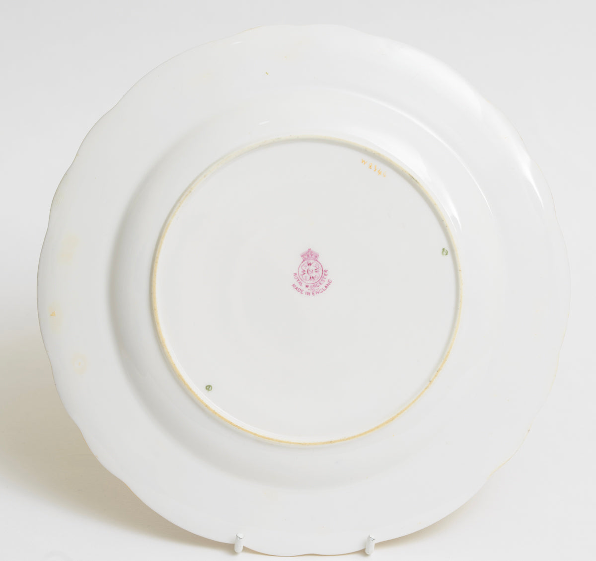 Royal Worcester China Hand Painted Fruit Plate By Albert Shuck Dated 1935 (3175)
