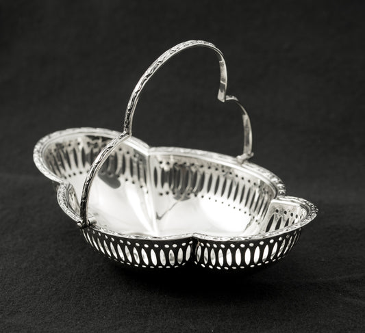 Antique Edwardian Sterling Silver Small Swing Handle Sweet Basket 1910 HM (3255)