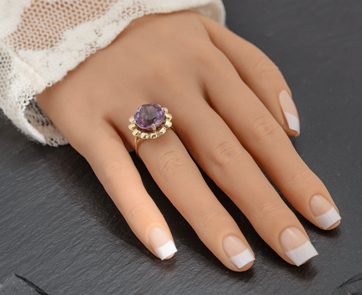Vintage 9ct Gold Ring With Natural Amethyst Gemstone Modernist Design c.1960 (A1532)