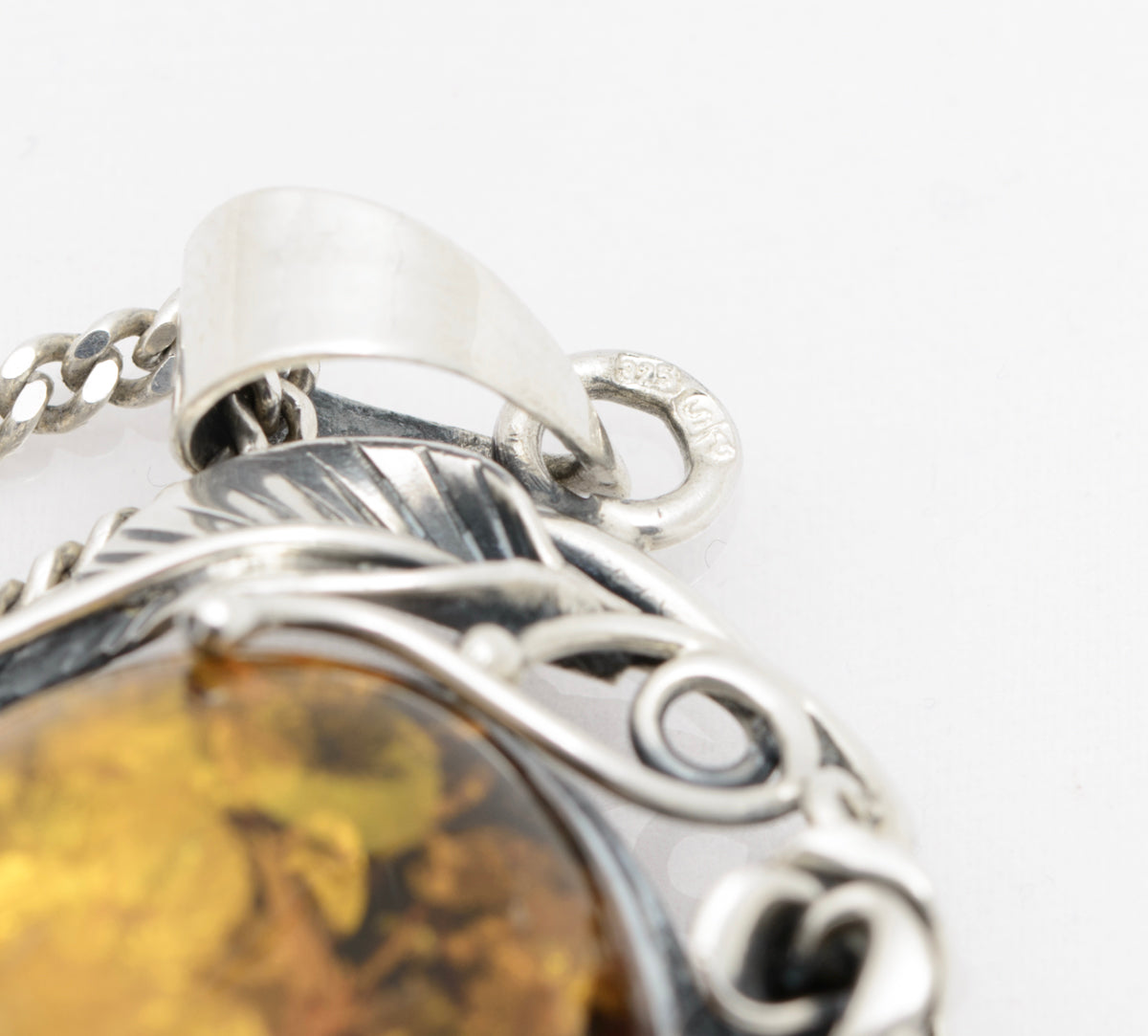 Vintage Sterling Silver & Amber Large Pendant With Chain Necklace (A1553)