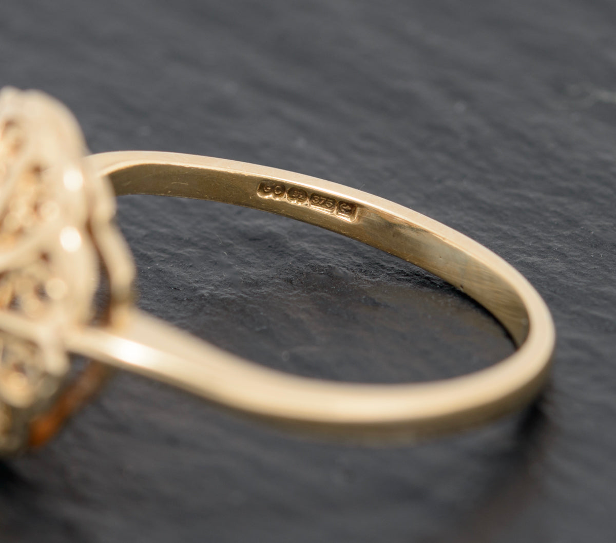 Vintage 9ct Gold Filigree Head Ring Stylish 1980's Design UK Size U (A1579)