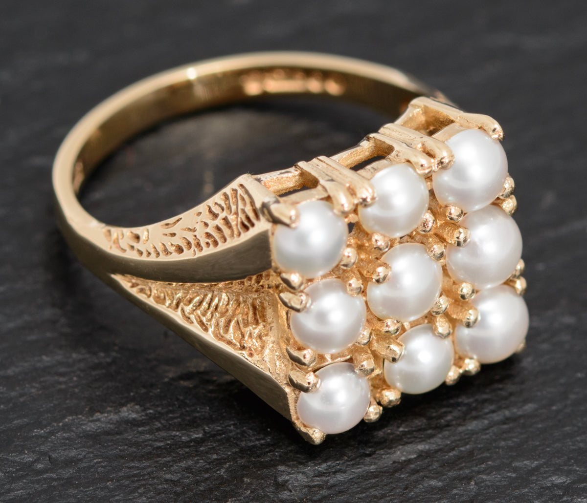 Vintage 9ct Gold & Cultured Pearl Dress / Cocktail Ring London 1974 UK Size P (A1616)
