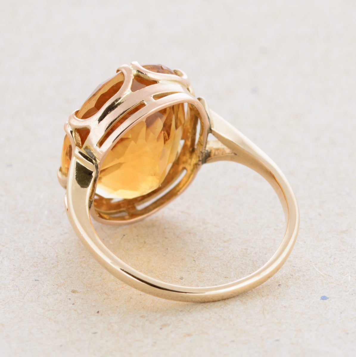 Vintage Ring In 9ct Gold With Large Natural 12.25ct Citrine Gemstone 1960's (A1763)