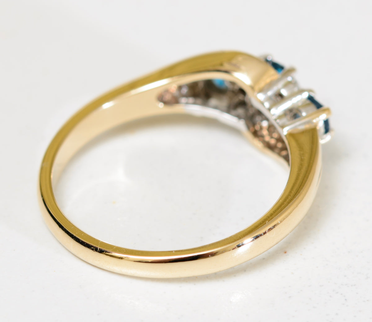 9ct Gold & Natural Blue Topaz & Diamond Gemstone Trilogy Ring With Accents (A1774)