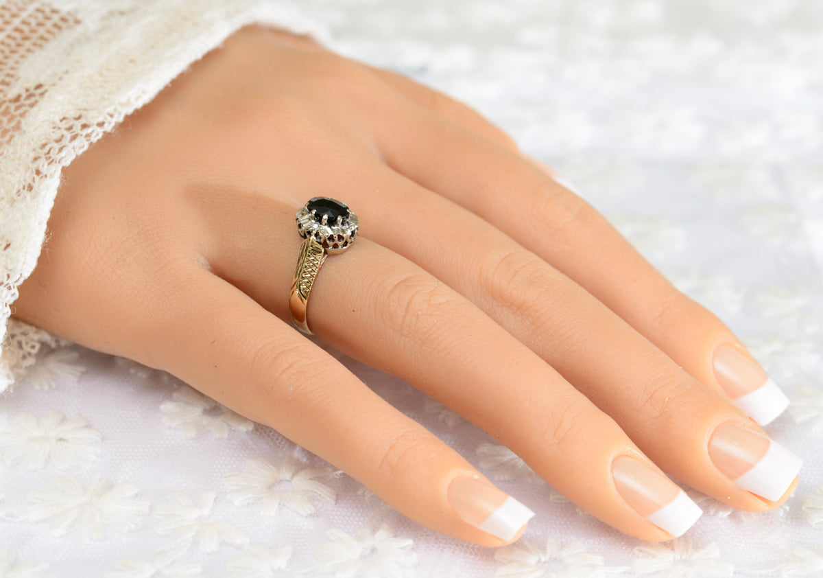 Vintage 9ct Gold Ring With 0.88 Carat Natural Sapphire & Diamond Halo (A1798)