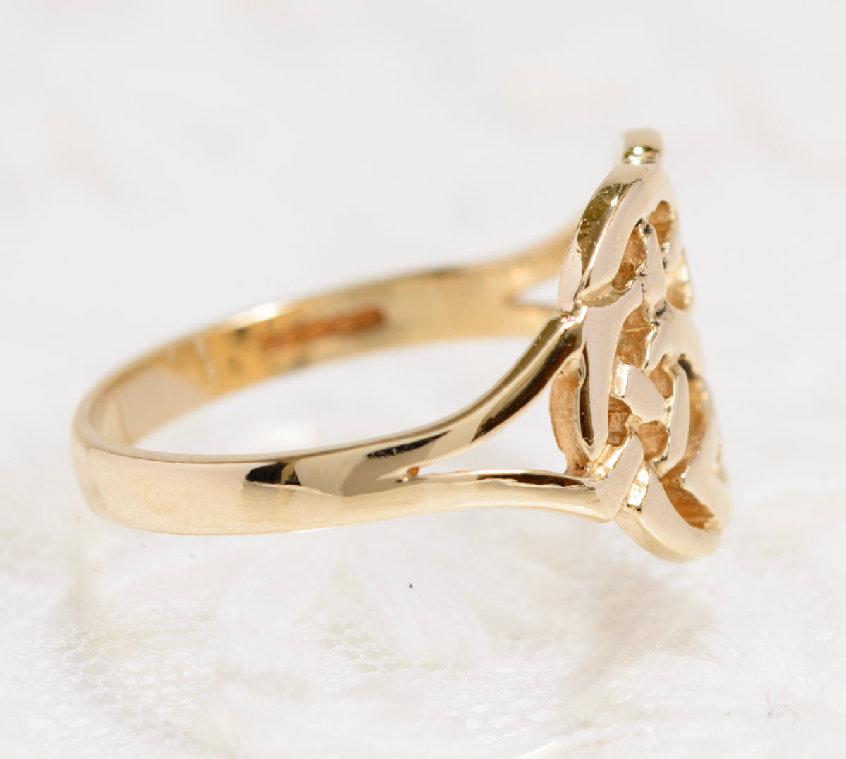 9ct Solid Gold Celtic Endless Knot Ring 1998 Hallmark UK Size M1/2 In Presentation Gift Box (A1860)