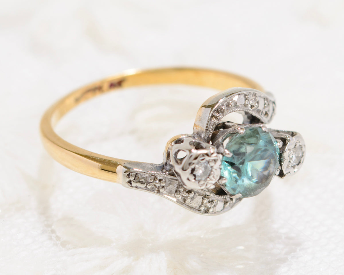 Art Deco 18ct Gold & Platinum Ring With Natural Blue Zircon & Diamonds UK Size K (A1861)