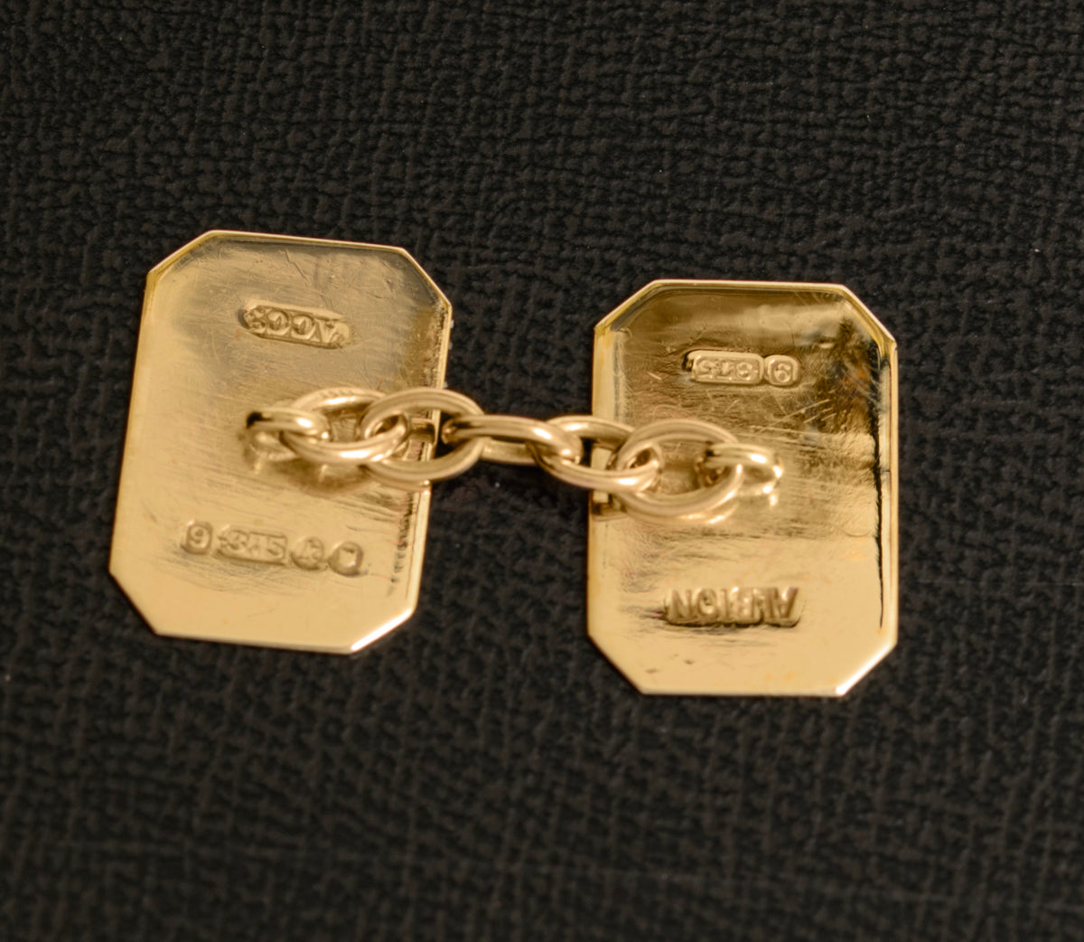 Pair Vintage Gents 9ct Gold Classic Cufflinks Chain Link Engine Turned 1965 (A1866)