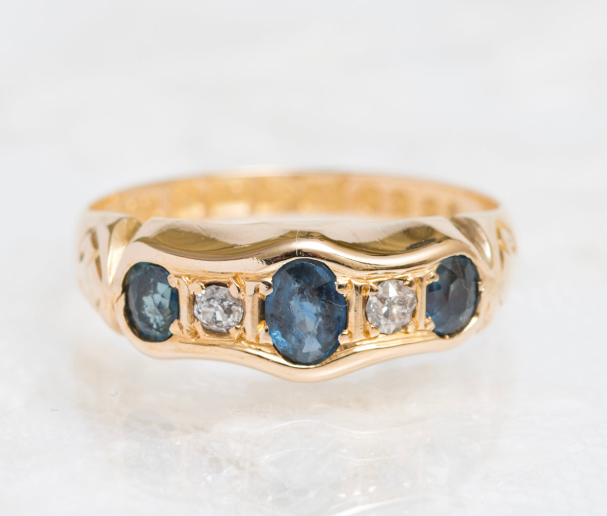 Antique 18ct Gold Natural Sapphire & Diamond Ring Chester 1912 Hallmark (A1903)
