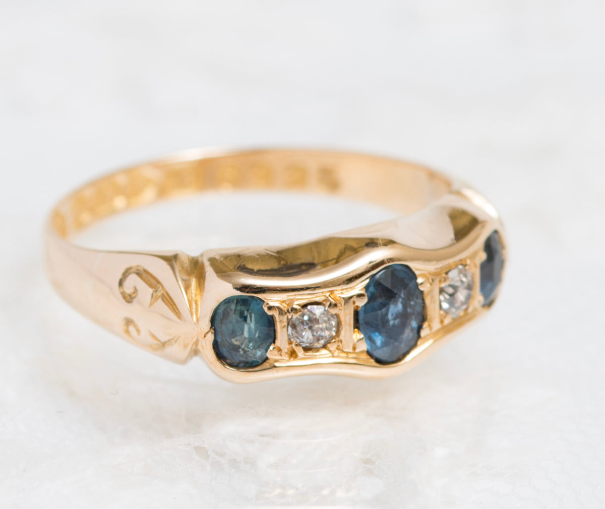 Antique 18ct Gold Natural Sapphire & Diamond Ring Chester 1912 Hallmark (A1903)