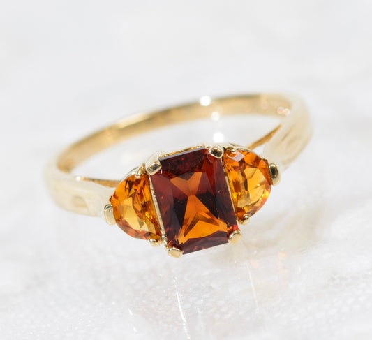 9ct Yellow Gold QVC Ring With Madeira & Orange Citrine Gemstones Hallmarked (A1911)