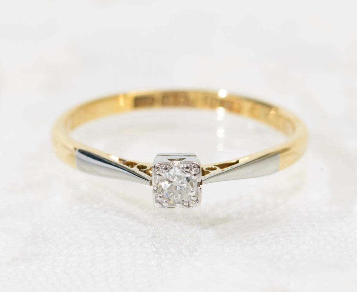 Vintage 18ct Gold & Platinum Diamond Solitaire Ring UK Size N c.1940's (A1915)