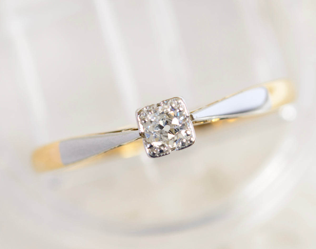 Vintage 18ct Gold & Platinum Diamond Solitaire Ring UK Size N c.1940's (A1915)