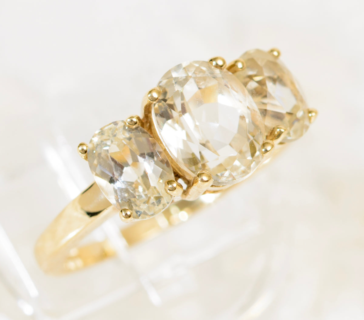 9ct Gold Dress Ring Canary Kunzite Spodumene Trilogy Gemstones QVC 2007 (A1947)
