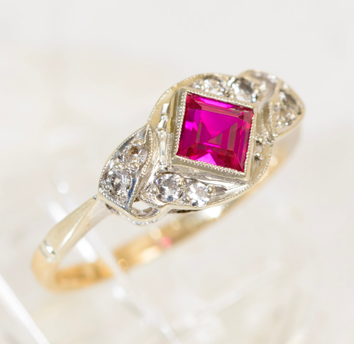 Vintage 9ct Gold Art Deco Design Ring Lab Created Ruby Gemstone Jewellery (A1948)