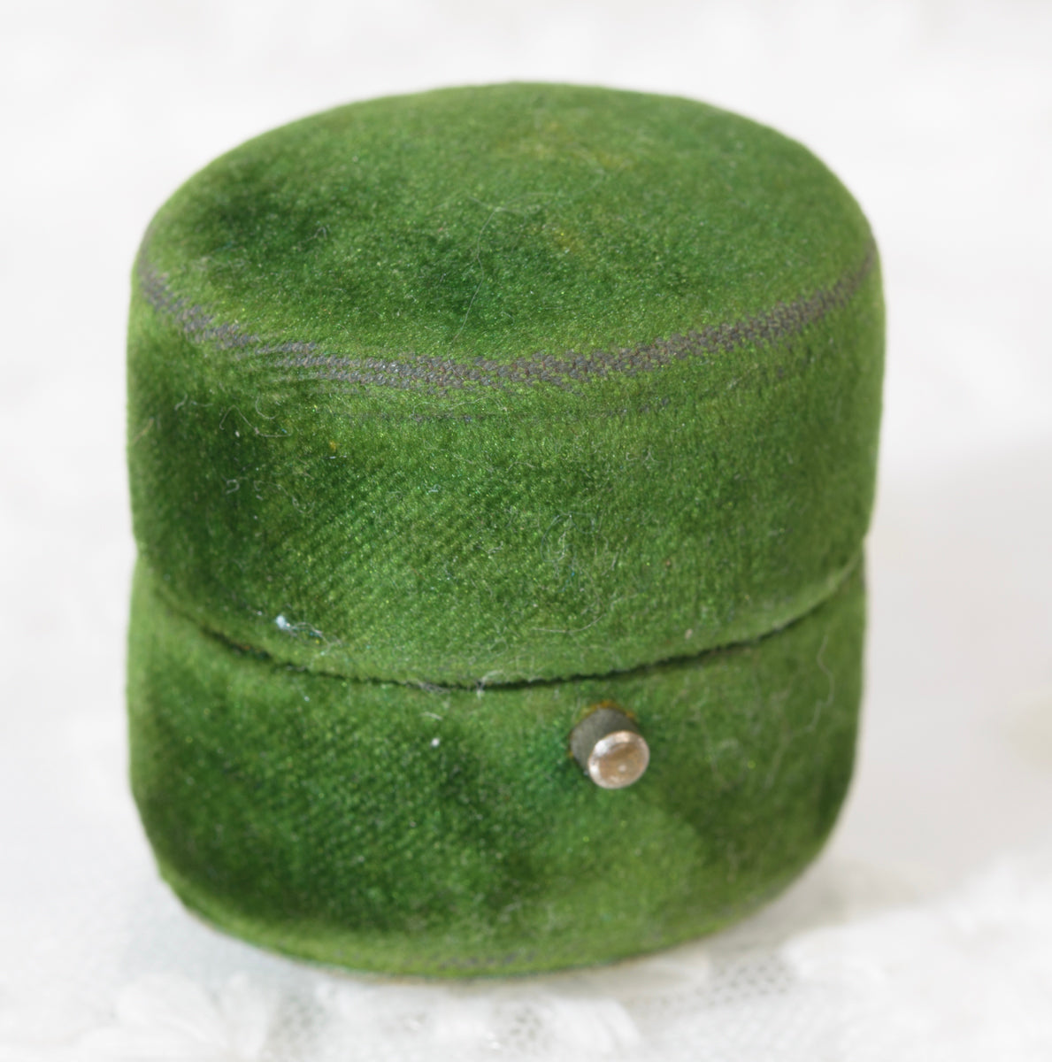 18ct Gold 0.85 Carat Emerald & Diamond Ring Rocks & Co UK Hallmark (A1960)