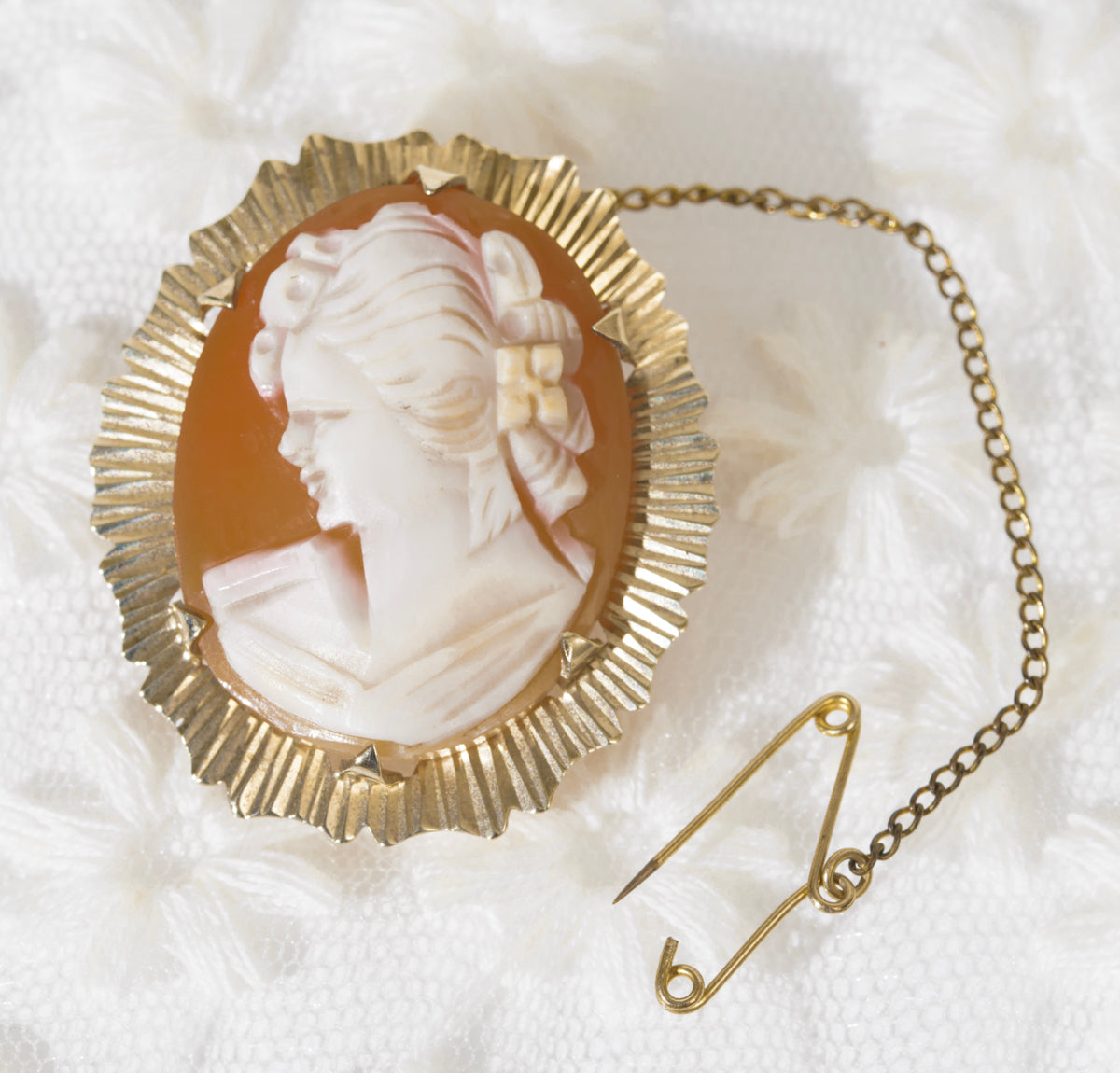 Vintage 9ct Gold Portrait Cameo Brooch/Pin Starburst Mount 1970's Hallmarked (A1964)
