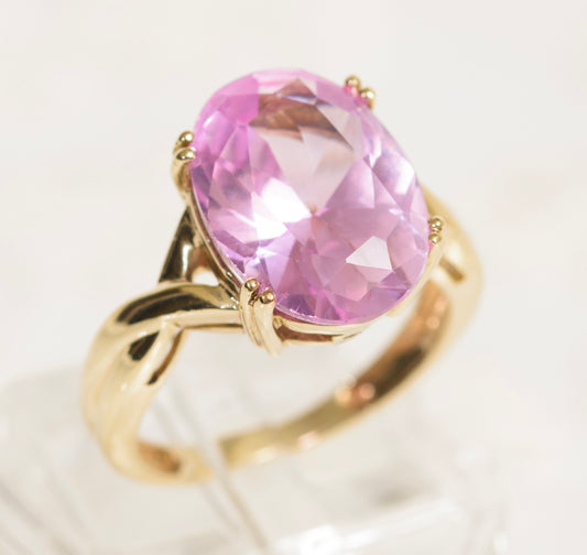 9ct Yellow Gold Dress Ring With Large 7 Carat Pink Sapphire (A1967)