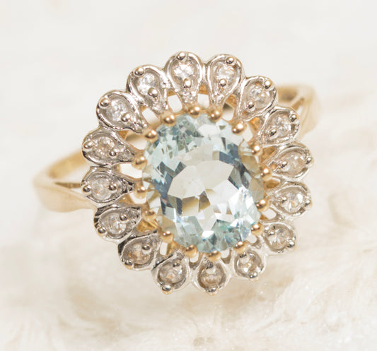 9ct Yellow Gold Ring With Large 2.37 Carat Natural Aquamarine Gemstone With Zircon Halo (A1968)