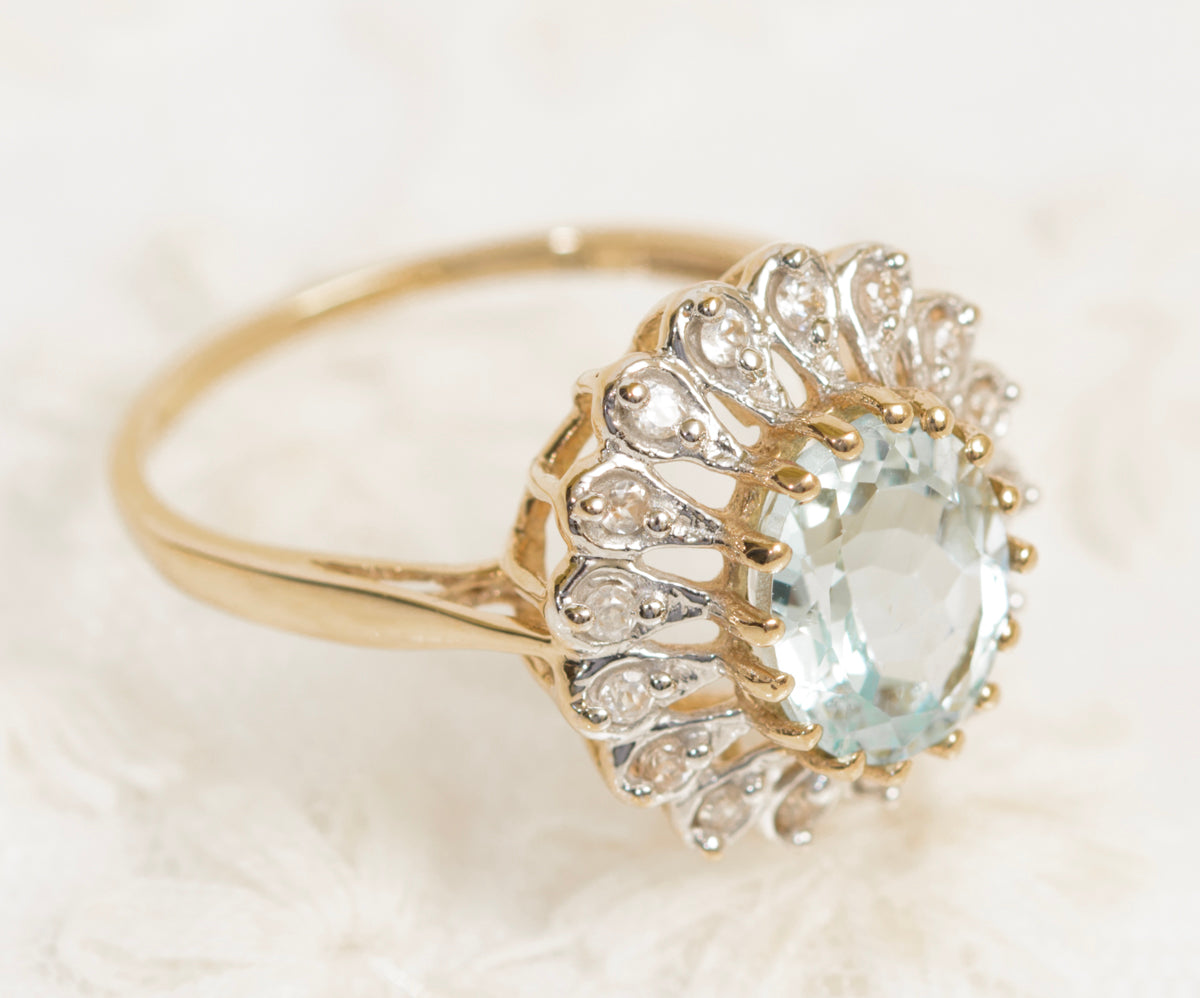 9ct Yellow Gold Ring With Large 2.37 Carat Natural Aquamarine Gemstone With Zircon Halo (A1968)