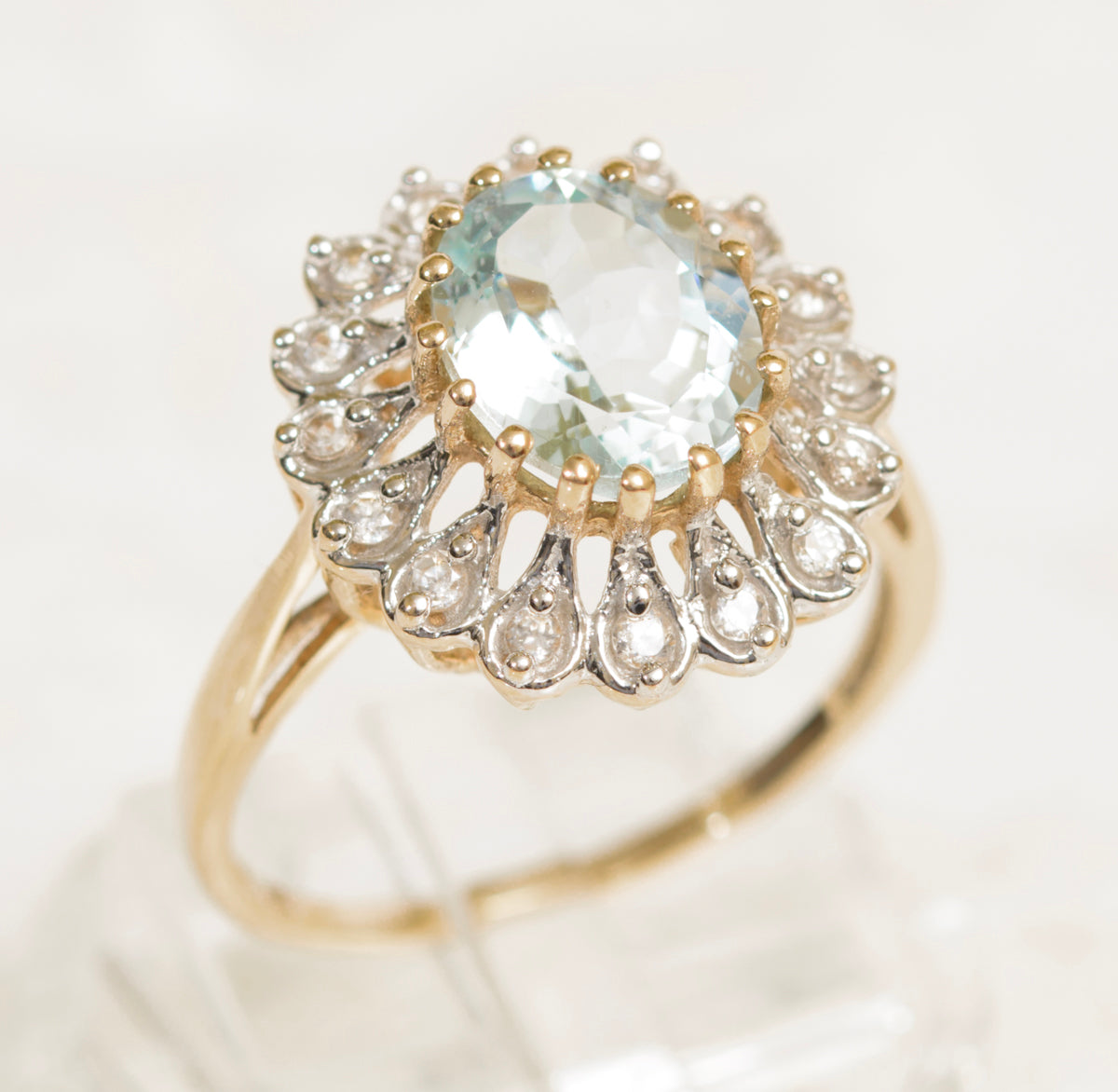9ct Yellow Gold Ring With Large 2.37 Carat Natural Aquamarine Gemstone With Zircon Halo (A1968)