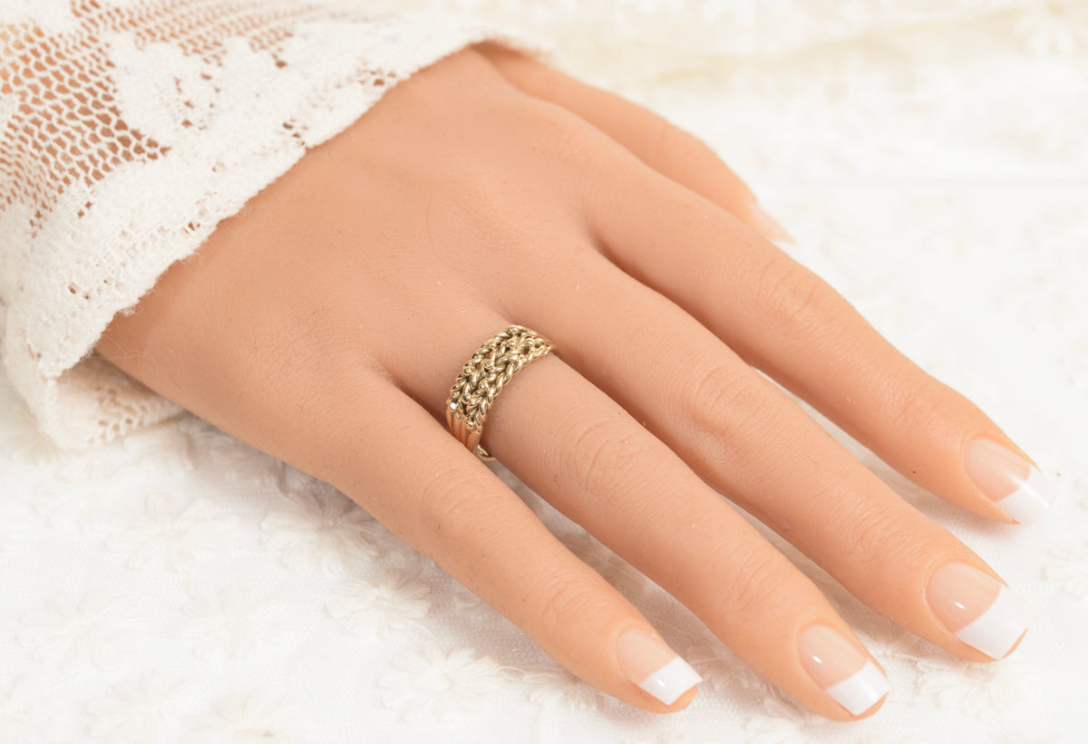 Vintage 9ct Yellow Gold Keeper Ring Unisex Design Size P1/2 (7.75) (A1970)