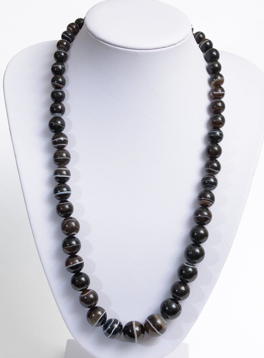 Antique Victorian Natural Graduated Banded Agate Bead Necklace c.1870 (A1981)