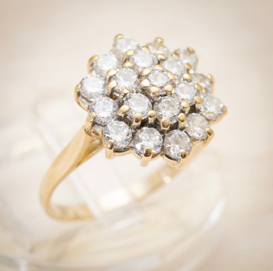 Vintage 9ct Yellow Gold Cluster Ring With CZ Gemstones Ladies Size I (A1986)