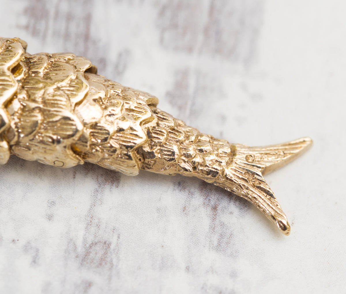 Vintage 9ct Yellow Gold Articulated Fish Pendant/Charm Hallmarked 8.25g (A2000)