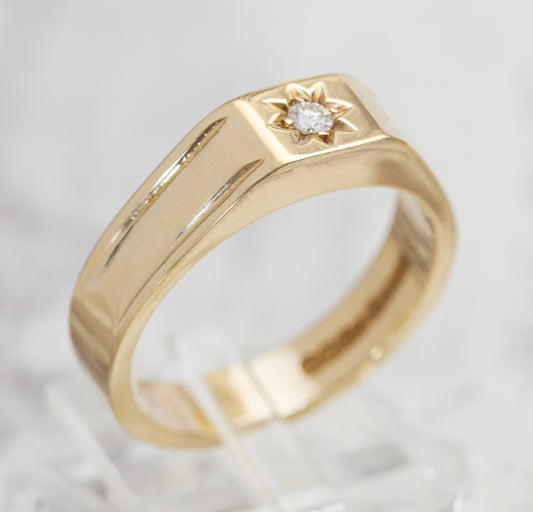 Vintage 9ct Yellow Gold Solitaire Diamond Signet Ring UK Hallmark Size S (A2012)