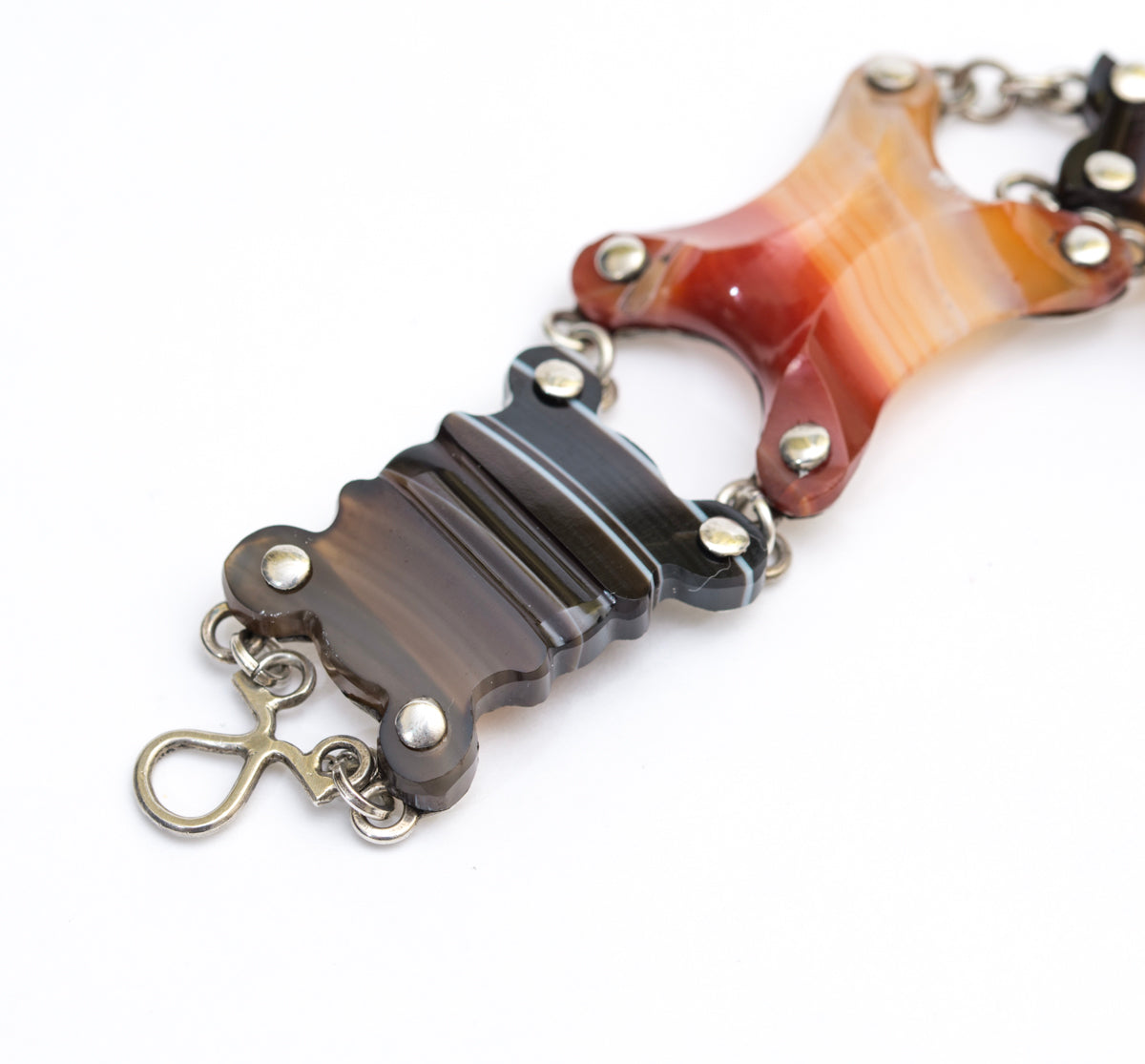 Antique Scottish Carved Agate Panel Bracelet Silver Mounts & Padlock Closure (A2027)
