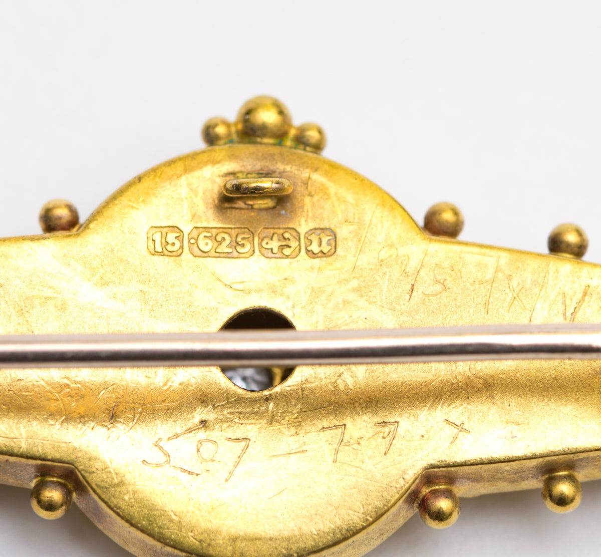 Antique Victorian Brooch 15ct Yellow Gold & Diamond Etruscan Revival With Box (A2028)