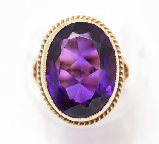 Vintage 9ct Yellow Gold Statement Ring With Very Large 13.5ct Natural Amethyst (A2079
