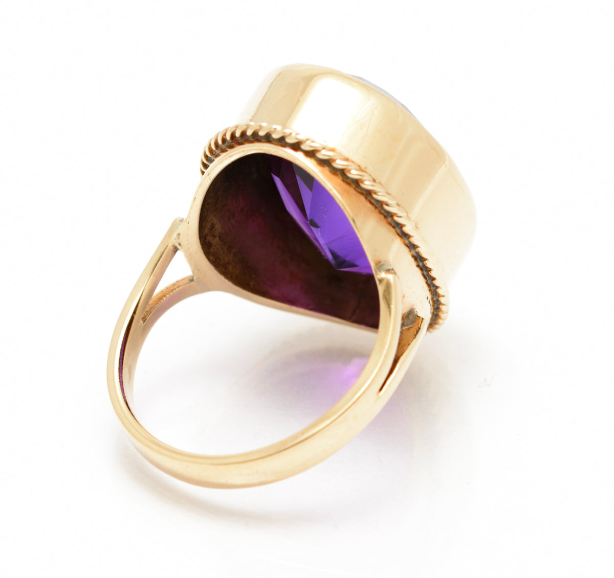 Vintage 9ct Yellow Gold Statement Ring With Very Large 13.5ct Natural Amethyst (A2079
