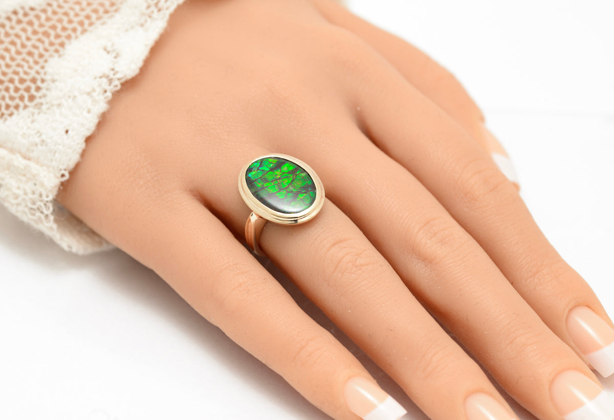 10K Yellow Gold & Canadian Ammolite Ring by Korite Large Oval Cabochon Size M1/2 (A2080)