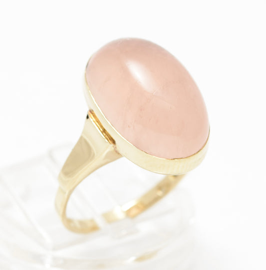 Vintage 9ct Yellow Gold & Large Oval Natural Rose Quartz Cabochon Solitaire Ring (A2083)