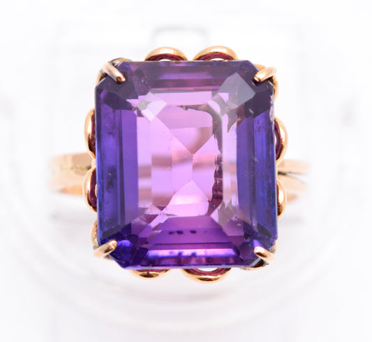 Vintage 9ct Yellow Gold & Large Purple Lab-Created Sapphire Ring Size K1/2 (A2092)