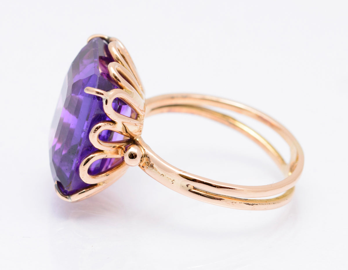 Vintage 9ct Yellow Gold & Large Purple Lab-Created Sapphire Ring Size K1/2 (A2092)