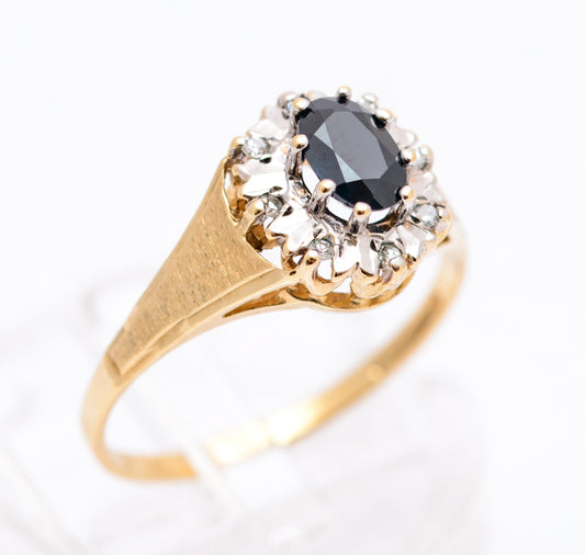 Vintage 9ct Yellow Gold & Midnight Blue Sapphire Ring With Diamond Halo Size N (A2094)