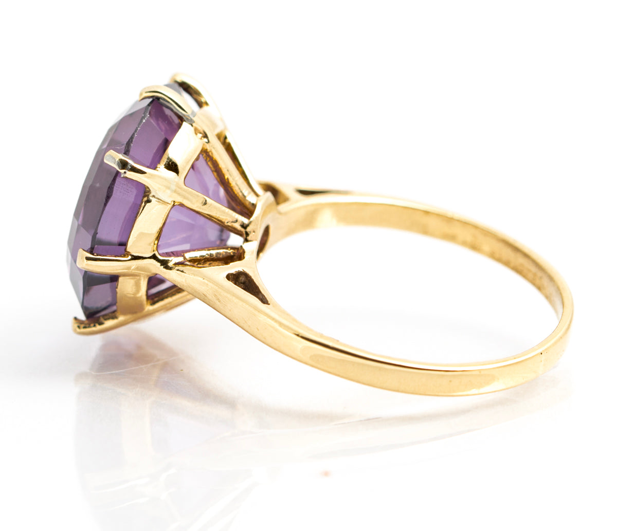 Vintage 9ct Gold Ring Large 11 Carat Colour Change Sapphire (A2118)