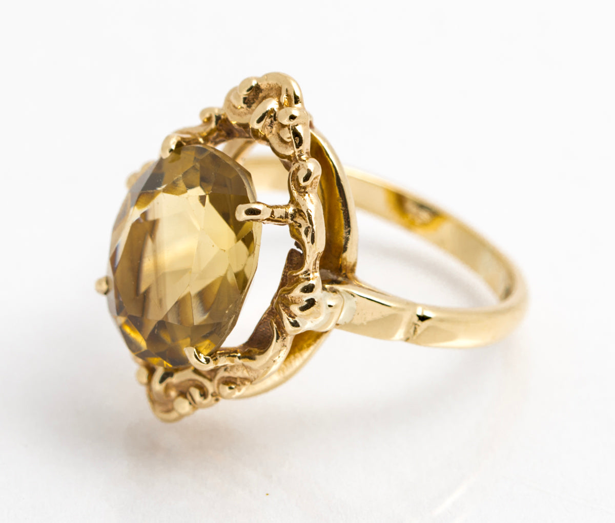 Vintage 9ct Gold Ring With 3.9 Carat Smoky Citrine & Decorative Mount Size K1/2 (A2119)