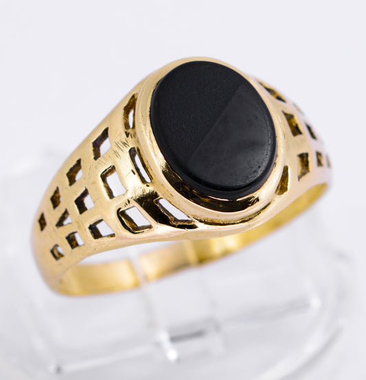 Vintage 9ct Yellow Gold Signet Ring With Black Onyx & Lattice Cut Shoulders (A2134)