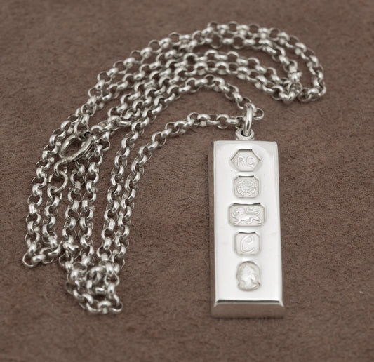 Vintage Sterling Silver Feature Hallmark Ingot Pendant & Belcher Chain Necklace (B2207)