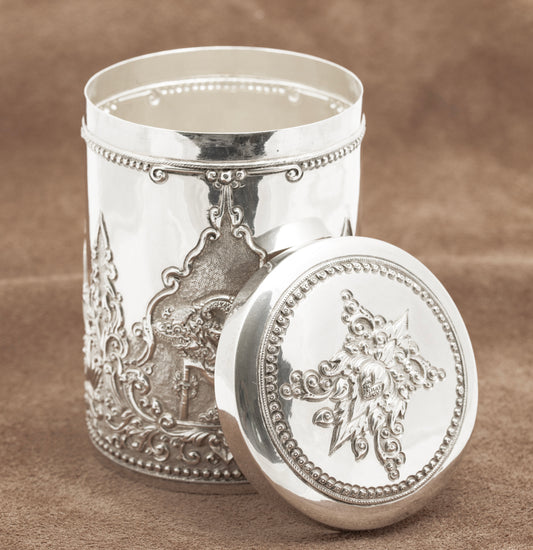 Vintage Indonesian .800 Silver LIdded Jar Wayang Theatre Design Yogya Hallmarks (B2225)