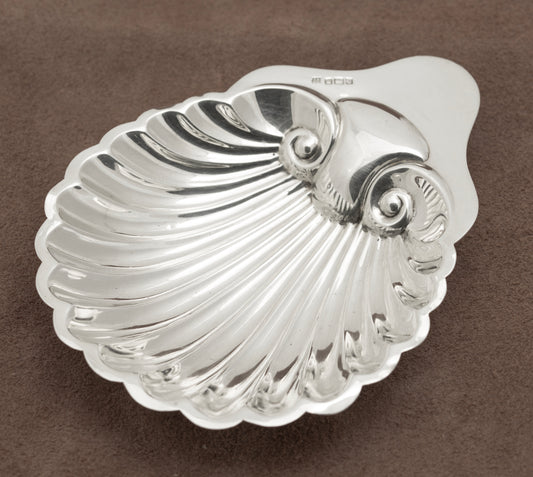 Antique Edwardian Sterling Silver Shell Dish Nut/Sweets James Deakin 1907 (B2235)
