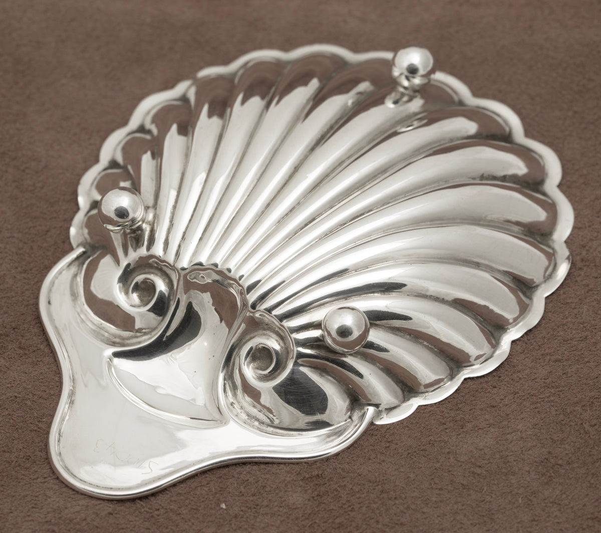 Antique Edwardian Sterling Silver Shell Dish Nut/Sweets James Deakin 1907 (B2235)