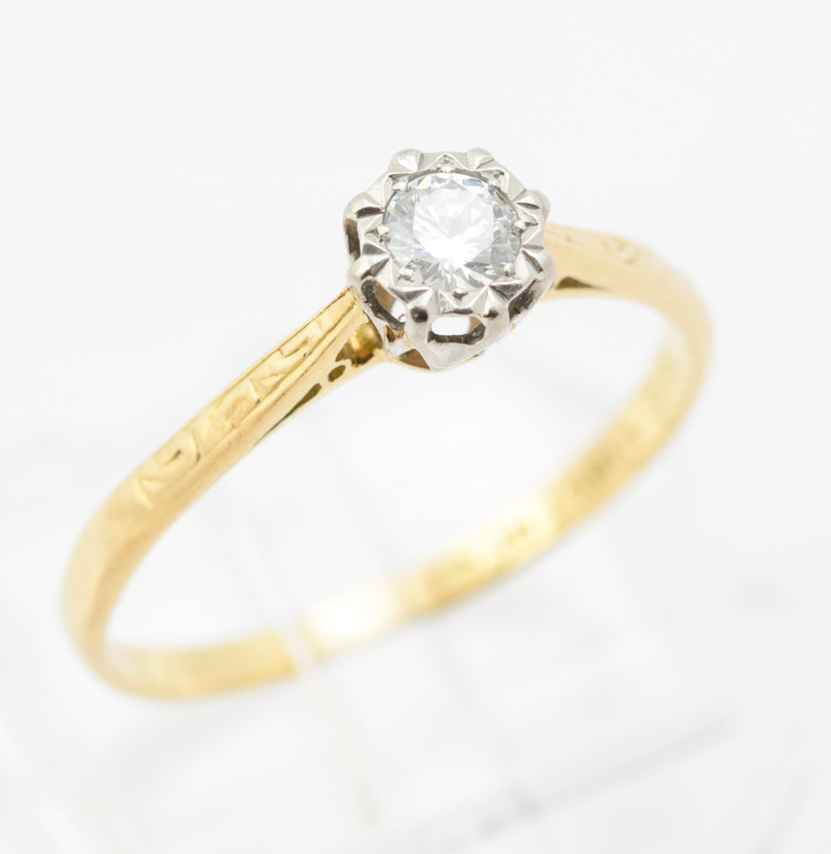 Vintage/Antique 18ct Gold & Natural Diamond Solitaire Engagement Ring c.1930 (B2261)