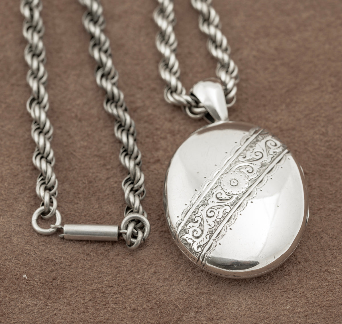 Large Antique Victorian Silver Locket & Fancy Spiral Link Chain c.1880 (B2262)